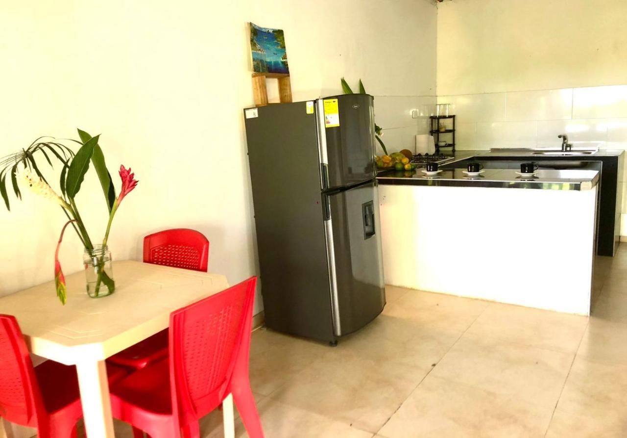Sierra Kay Hostel Guachaca المظهر الخارجي الصورة